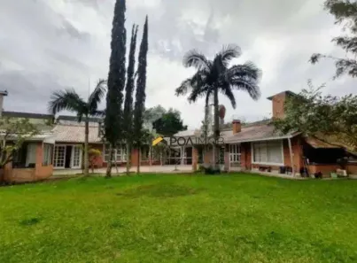 Casa com 4 Quartos para alugar, 520m² no Guarujá, Porto Alegre