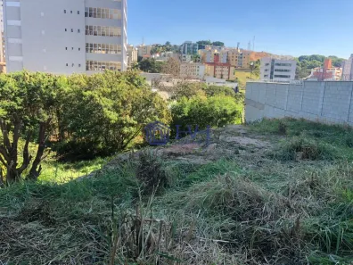 Lote/Terreno à venda, 648m² no Estoril, Belo Horizonte