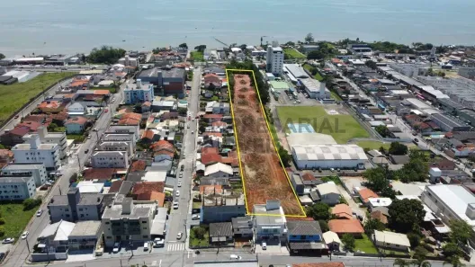 Lote/Terreno à venda, 8324m² no Serraria, São José
