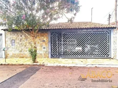 Casa com 2 Quartos à venda, 140m² no Jardim São Carlos, São Carlos