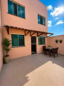 Casa com 2 Quartos à venda, 82m² no Palmeiras (Parque Durval de Barros), Ibirité
