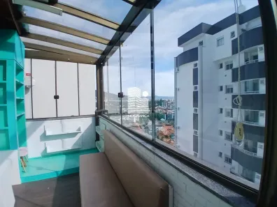 Cobertura com 3 Quartos para alugar, 142m² no Itacorubi, Florianópolis