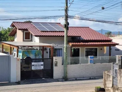 Casa com 3 Quartos à venda, 238m² no Aririú, Palhoça