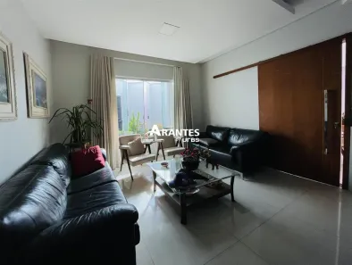 Casa com 3 Quartos à venda, 156m² no Bosque dos Buritis, Uberlândia