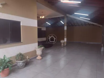 Casa com 3 Quartos à venda, 150m² no Jardim Mansur, Campo Grande