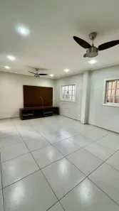 Casa com 3 Quartos para alugar, 242m² no Vila Santa Tereza, Bauru