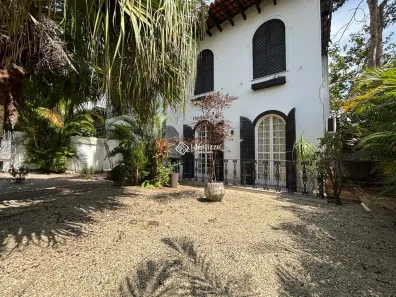 Casa com 3 Quartos à venda, 307m² no Laranjal, Volta Redonda