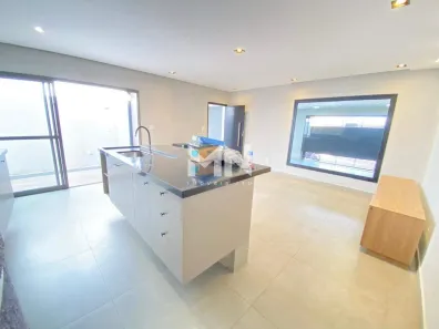 Casa com 3 Quartos para alugar, 180m² no São Luiz, Itu