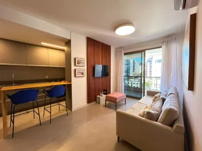 Apartamento com 3 Quartos para alugar, 103m² no Centro, Florianópolis