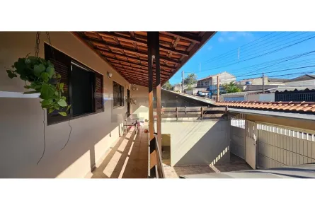 Casa com 3 Quartos à venda, 161m² no Jordanópolis, Arujá