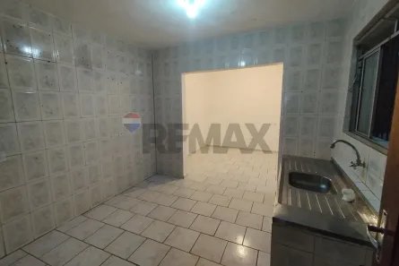 Casa com 1 Quarto para alugar, 38m² no Vila Tolstoi, São Paulo