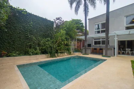 Casa com 4 Quartos à venda, 400m² no Jardim Leonor, São Paulo
