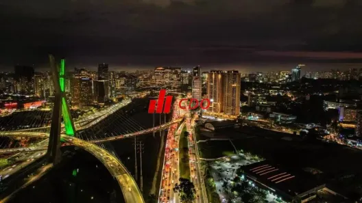 Apartamento com 3 Quartos para alugar, 186m² no Real Parque, São Paulo