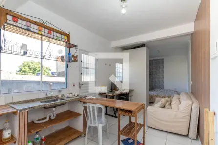 Casa com 1 Quarto para alugar, 30m² no Jardim Pinhal, Guarulhos