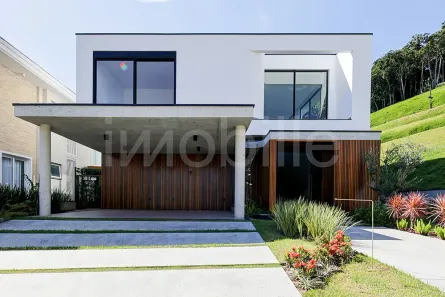 Casa com 3 Quartos à venda, 355m² no Rio do Meio, Itajaí