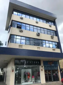 Sala Comercial à venda, 32m² no Passo da Areia, Porto Alegre