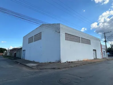 Galpão/Depósito/Armazém para alugar, 442m² no Alto São João, Montes Claros