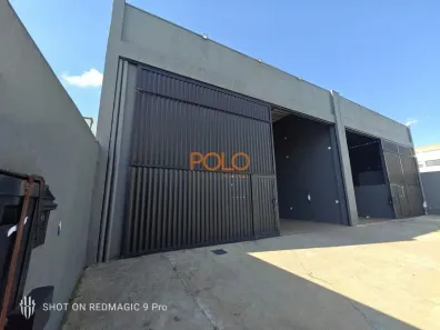 Galpão/Depósito/Armazém para alugar, 375m² no Nossa Senhora das Graças, Uberlândia