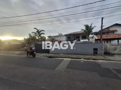 Casa com 4 Quartos para alugar, 150m² no Ingleses do Rio Vermelho, Florianópolis