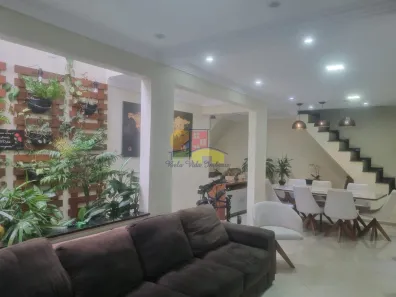 Sobrado com 4 Quartos à venda, 116m² no Jardim Cristiane, Santo André