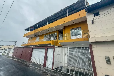 Sobrado com 4 Quartos à venda, 708m² no Jardim Brasília, Camaçari