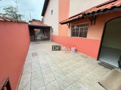 Casa com 2 Quartos para alugar, 200m² no Vila Taquari, São Paulo