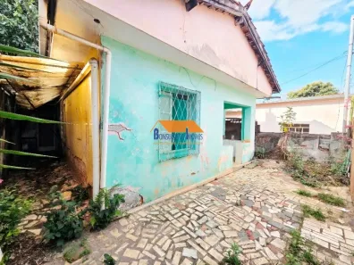 Casa com 2 Quartos à venda, 200m² no Santa Cruz, Belo Horizonte