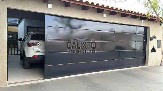 Casa com 2 Quartos à venda, 150m² no Loteamento Monte Hebron, Uberlândia