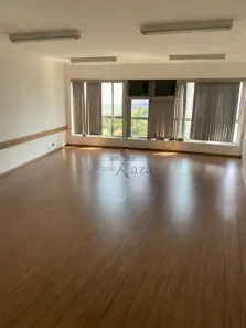 Sala Comercial à venda, 60m² no Centro, São José dos Campos