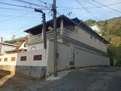 Casa com 4 Quartos à venda, 150m² no Bingen, Petrópolis