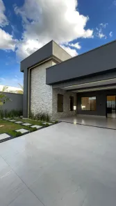 Casa com 3 Quartos à venda, 200m² no Setor Solar Santa Rita, Goiânia