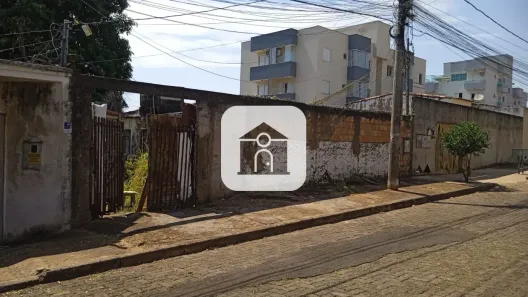 Lote/Terreno à venda, 563m² no Tubalina, Uberlândia