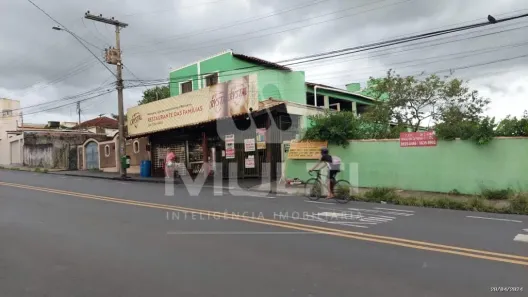 Prédio Comercial com 1 Quarto à venda, 450m² no Martins, Uberlândia
