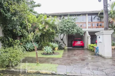 Casa de Condomínio com 3 Quartos à venda, 234m² no Cavalhada, Porto Alegre