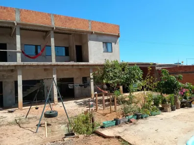 Casa com 4 Quartos à venda, 590m² no Arapoanga, Brasília