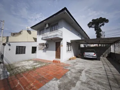 Sobrado com 3 Quartos para alugar, 84m² no Boqueirão, Curitiba