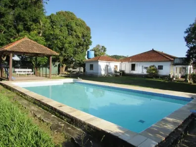 Fazenda/Sítio com 6 Quartos à venda, 161000m² no Papucaia, Cachoeiras de Macacu