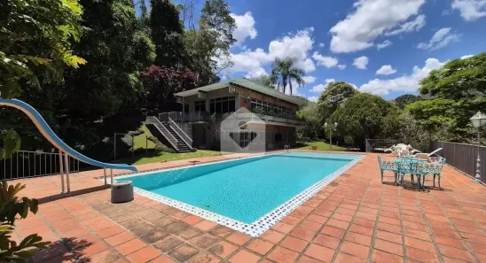 Casa com 10 Quartos à venda, 700m² no Itaipava, Petrópolis