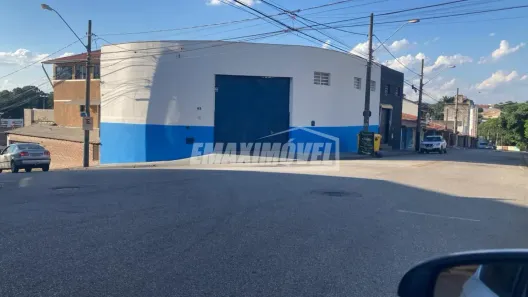 Galpão/Depósito/Armazém para alugar, 230m² no Jardim Bertanha, Sorocaba