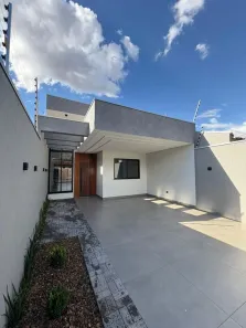 Casa com 3 Quartos à venda, 124m² no Parque das Bandeiras, Maringá