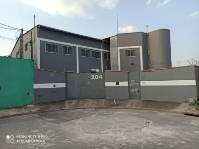 Galpão/Depósito/Armazém à venda, 738m² no Pólo Industrial, Franco da Rocha
