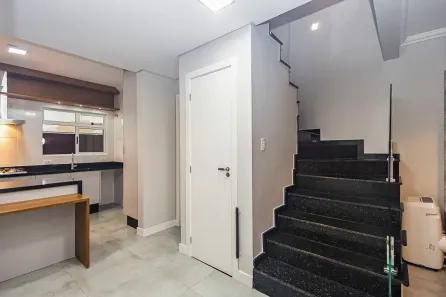 Sobrado com 3 Quartos para alugar, 134m² no Vista Alegre, Curitiba
