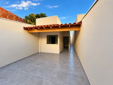 Casa com 2 Quartos à venda, 40m² no Loteamento Novo Jaraguá, Montes Claros