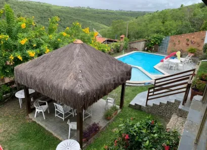 Casa com 4 Quartos à venda, 276m² no Alpes Suiços, Gravatá