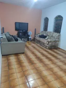 Casa com 4 Quartos à venda, 300m² no Vila Santo Antônio, Valinhos