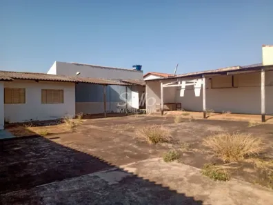 Sala Comercial para alugar, 500m² no Jaraguá, Uberlândia