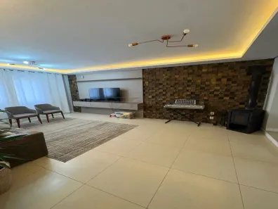 Casa com 3 Quartos à venda, 197m² no Centro, Pelotas