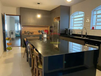 Sobrado com 3 Quartos à venda, 159m² no Jardim Paraíso, São Paulo