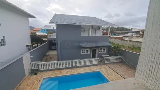 Casa com 4 Quartos à venda, 360m² no Piratininga, Niterói