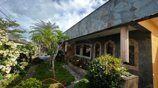 Casa com 4 Quartos à venda, 240m² no Balneário Stella Maris, Peruíbe